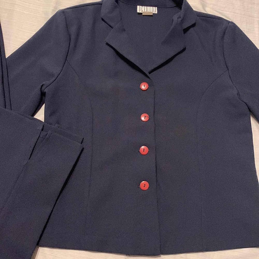 2pc pant suit - Picture 3 of 8